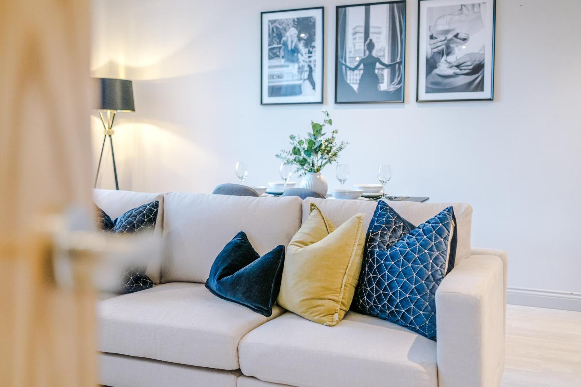 Designer Central Home In Leeds Sleeps 5 외부 사진